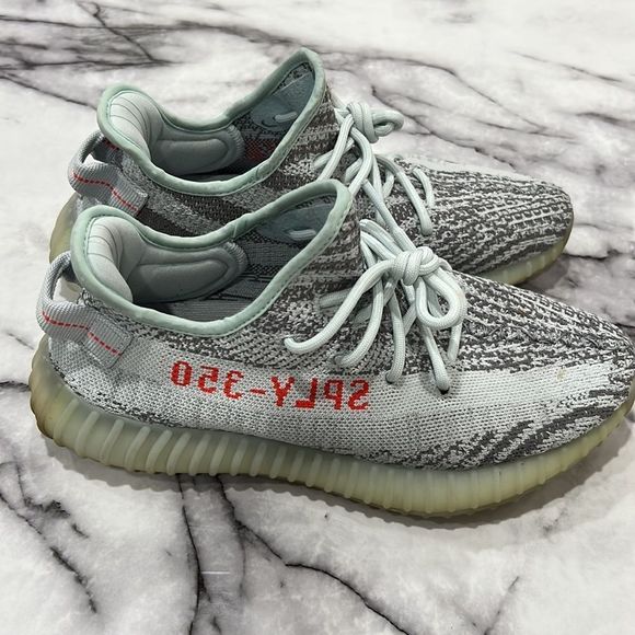 1000% Auth 2017 Yeezy Boost 350 V2 ‘Blue Tint’ Size 8 - Picture 8 of 11